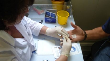Diabetes mellitus menimbulkan protein yang memancarkan besi