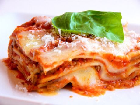 23. Lasagna, Itali